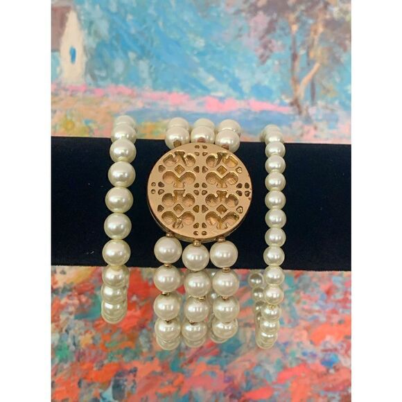 Vintage Blue cabochon and Pearl Stretch bracelets - Set of 3, Unmarked - Picture 3 of 3